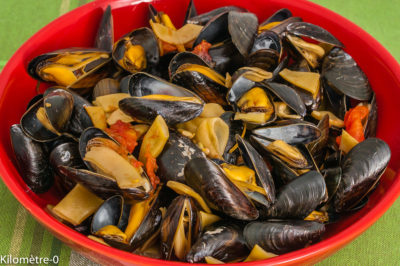 Photo de recette de moules, légumes, légère, facile, rapide, harocots, tomates, Kilomètre-0, blog de cuisine réalisée à partir de produits de saison et issus de circuits courts