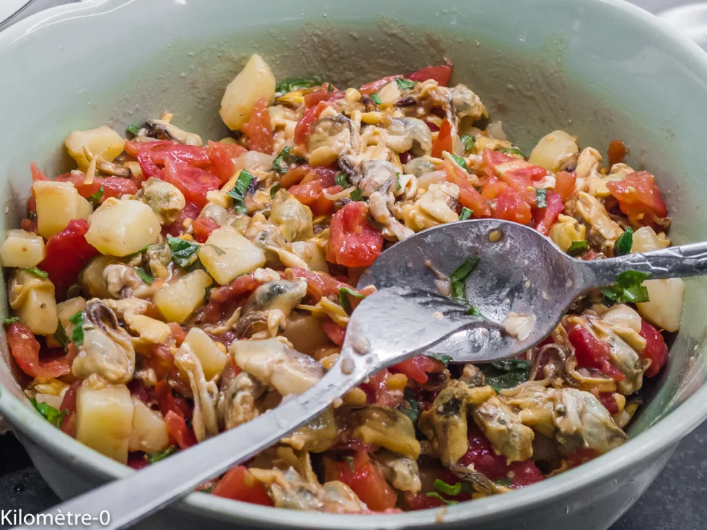 Salade de moules aux pommes de terre et tomates - Étape 8