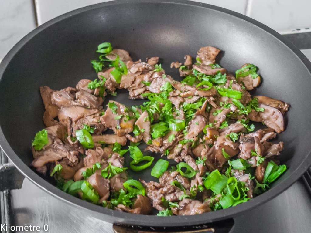 Chipolatas aux poivrons farcis aux cèpes - Étape 3