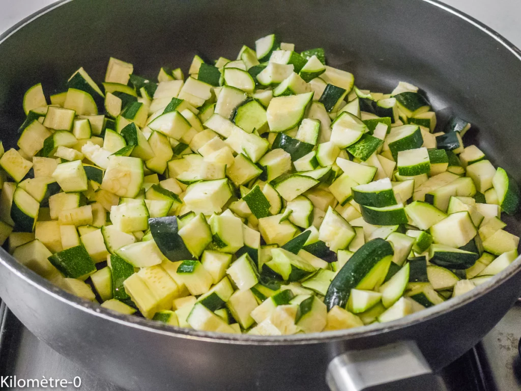 Riz aux courgettes, haricots et raisins - Étape 2