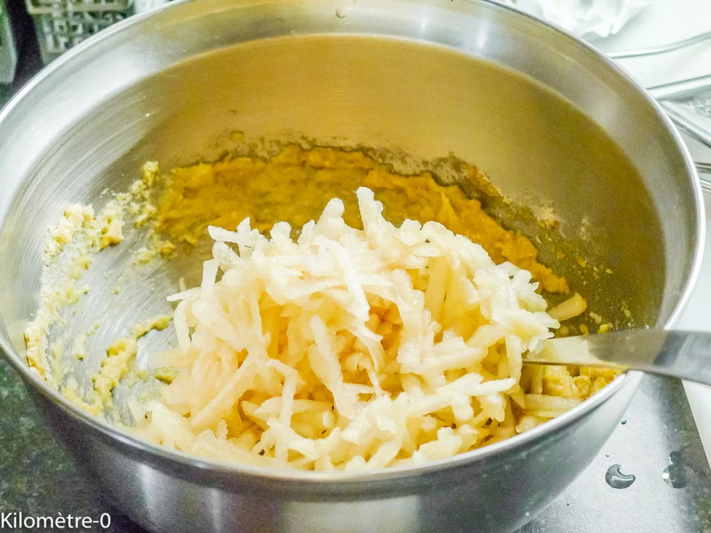 Financier salé aux poires et au bleu - Étape 5