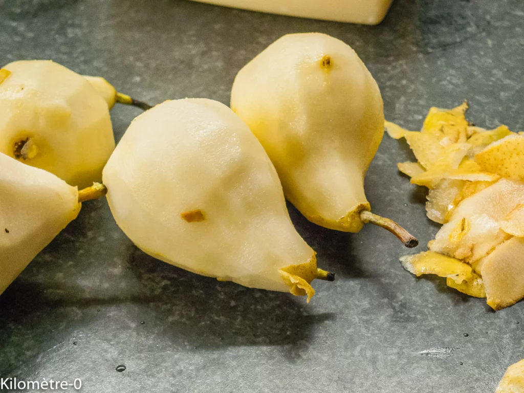 Confit de canard au céleri, poires et châtaignes - Étape 1