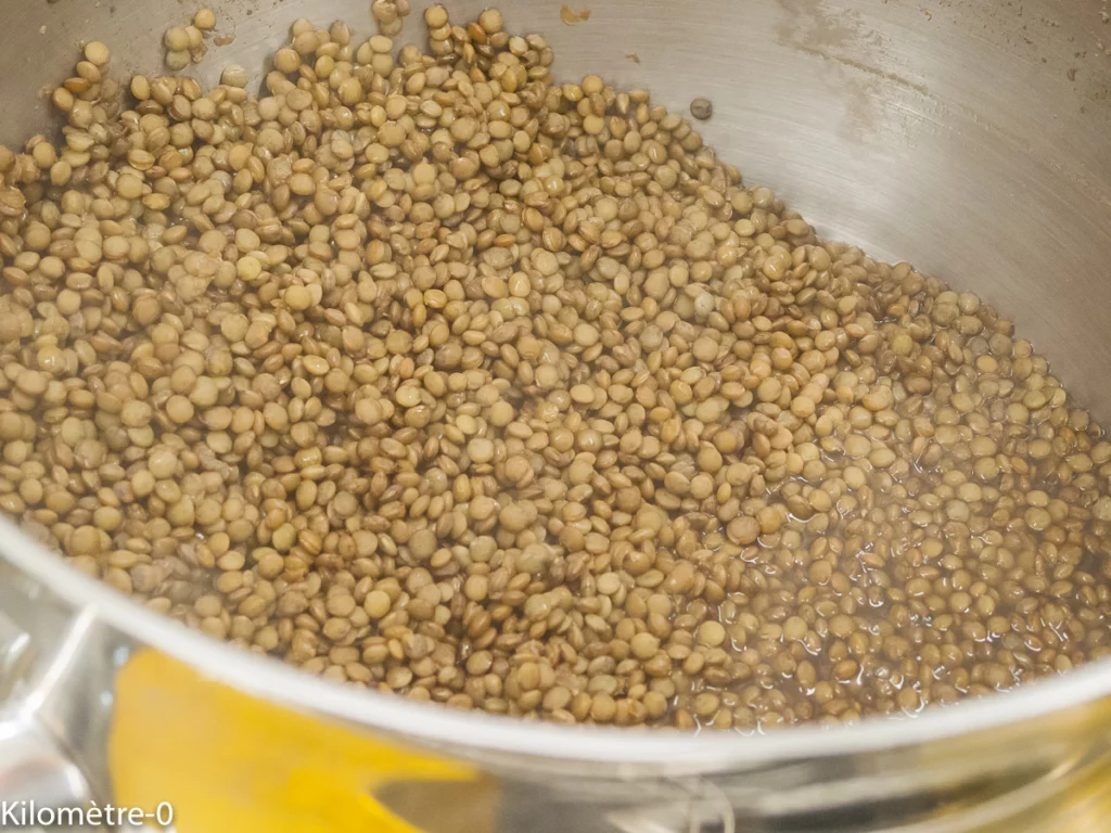 Salade de lentilles aux pois chiches, poireaux et betteraves - Étape 3