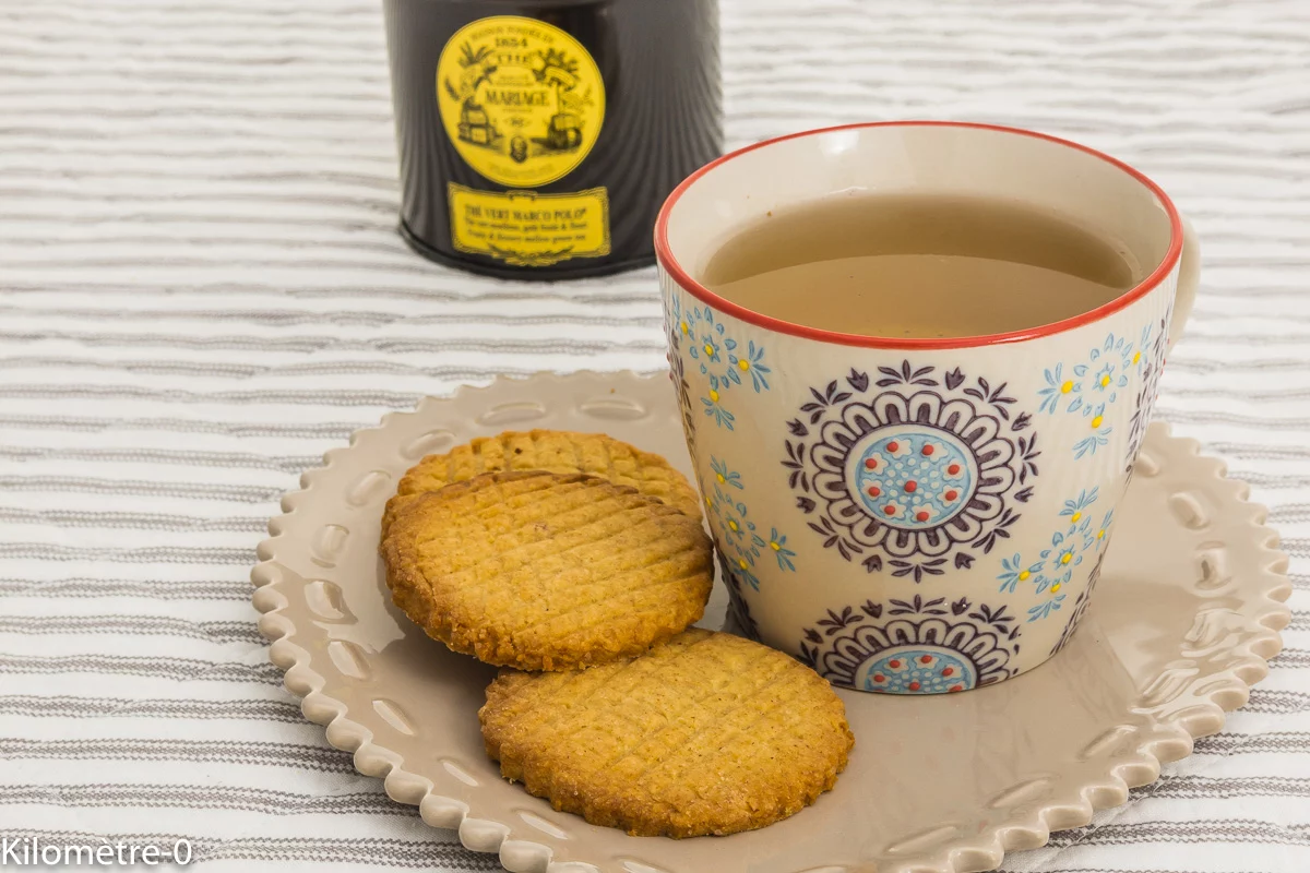 Photo de recette de sablés bretons, sel de Guérande, traditionnelle, bretonne, Bretagne, facile, biscuits, petits gâteaux secs, bio, Kilomètre-0, blog de cuisine réalisée à partir de produits de saison et issus de circuits courts