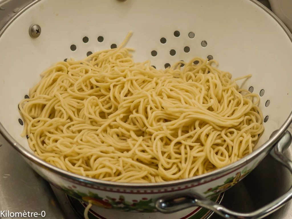 Nouilles chinoises aux cèpes et aux crevettes - Étape 4