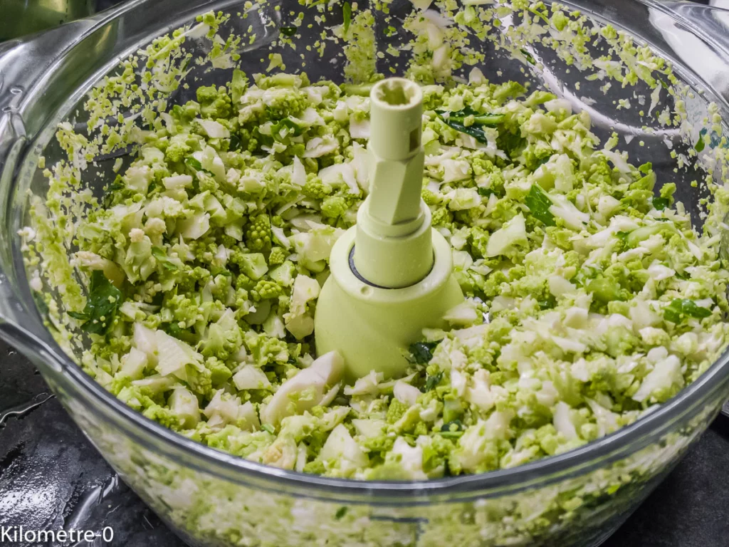 Pizza de chou romanesco au chorizo et crevettes - Étape 3