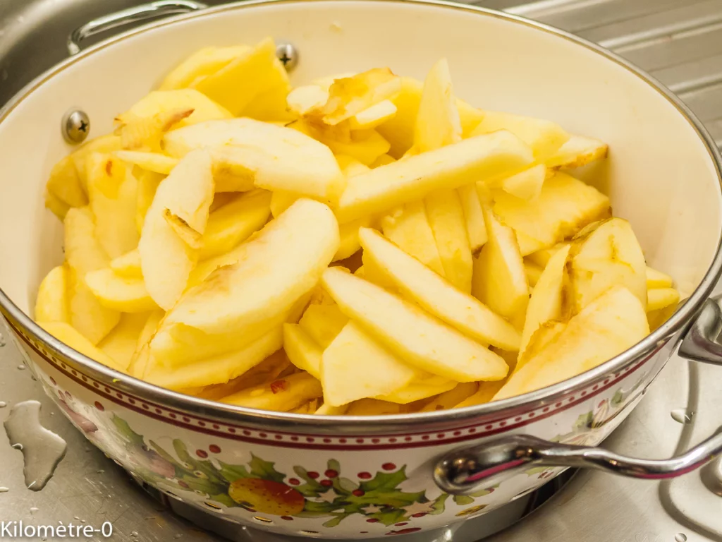 Schaleth aux pommes, dessert israélien - Étape 2