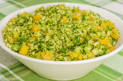 Photo de recette anti inflammatoire, taboulé, légumes, brocolis, légumes, poivron, végétarienne, healthy, bio, légère, facile, rapide, salade, crue,  Kilomètre-0, blog de cuisine réalisée à partir de produits de saison et issus de circuits courts