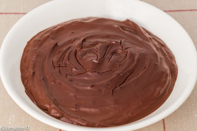 Photo de recette de crème au chocolat, végétale, vegan, sans oeuf, cacao, bio, facile, rapide, dessert, Kilomètre-0, blog de cuisine réalisée à partir de produits de saison et issus de circuits courts