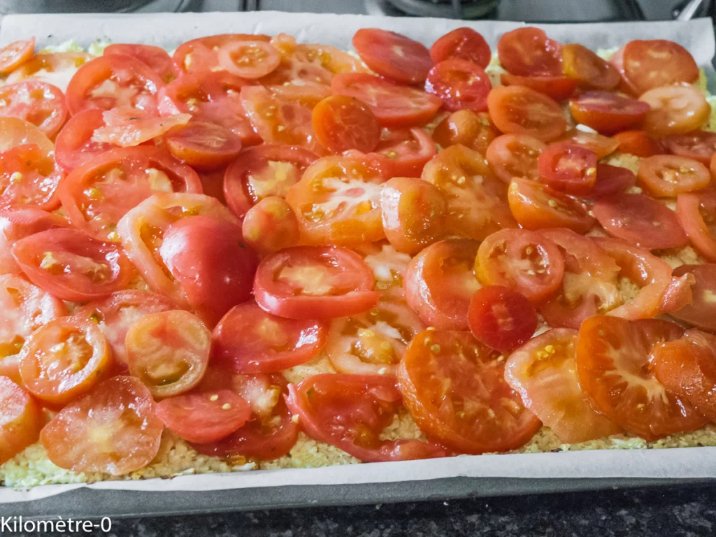 Pizza de chou fleur aux tomates, comté et oeufs - Étape 9