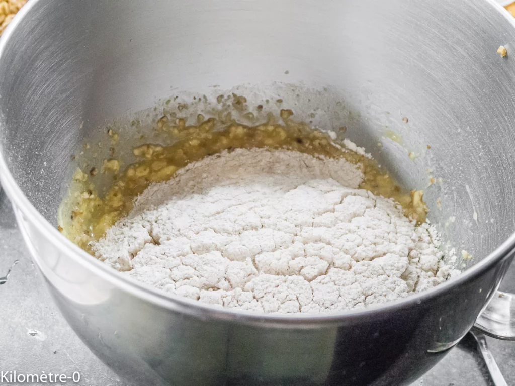 Gâteau du matin aux noix et au miel - Étape 8