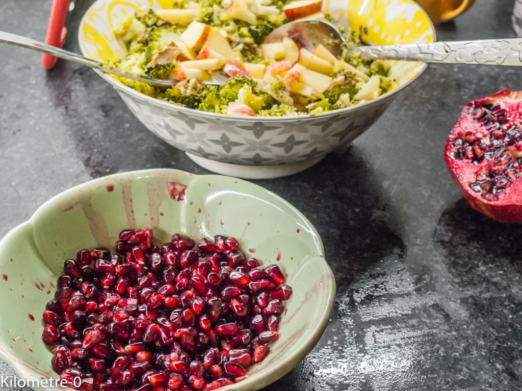 Salade de brocolis, maquereau et grenade - Étape 5