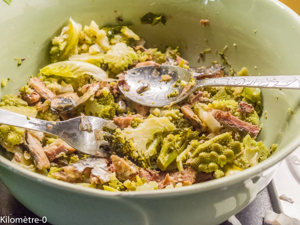 Salade de choux aux sardines et pois chiches - Étape 7