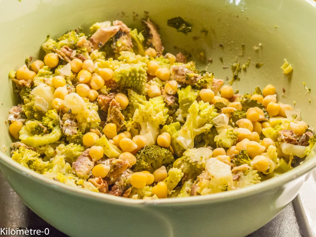 Salade de choux aux sardines et pois chiches - Étape 9
