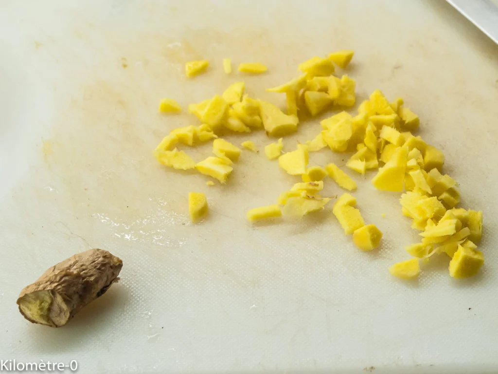 Soupe de poulet aux nouilles et chou chinois - Étape 2