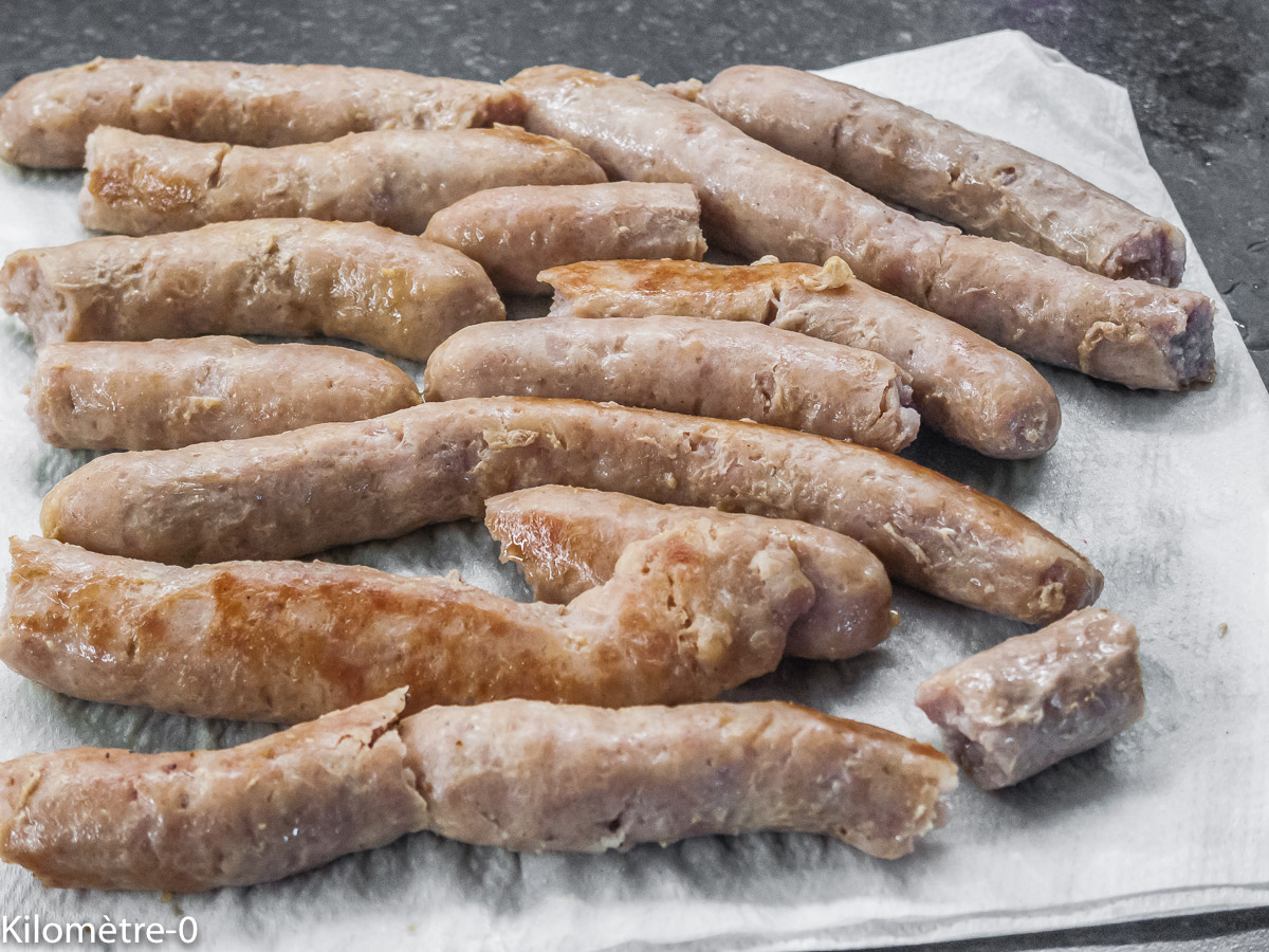 Photo de recette de saucisses confites, confit, maison, facile, économique, Kilomètre-0, blog de cuisine réalisée à partir de produits de saison et issus de circuits courts