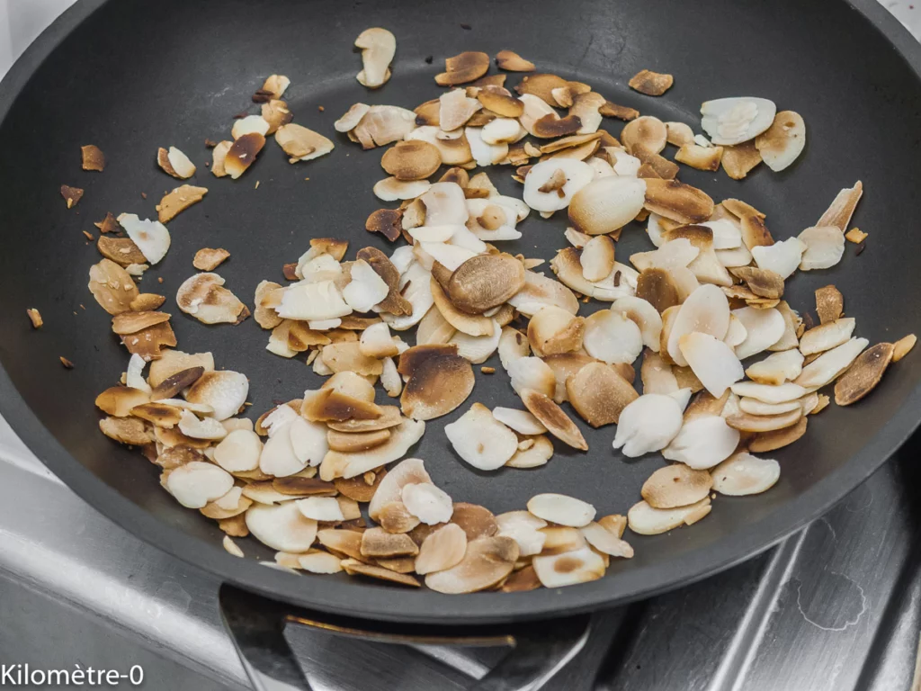 Gaufres aux poires, sauce chocolat - Étape 11