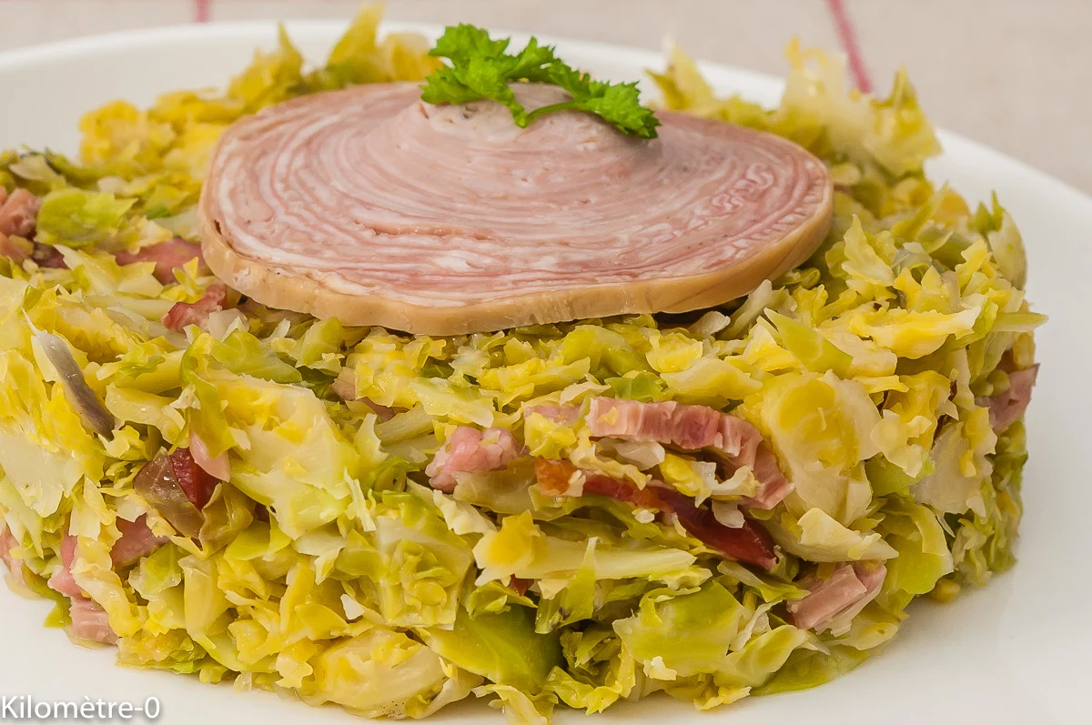 Photo de recette de fricassée, choux de Bruxelles, bacon, légumes, automne, hiver, facile, rapide, Kilomètre-0, blog de cuisine réalisée à partir de produits de saison et issus de circuits courts