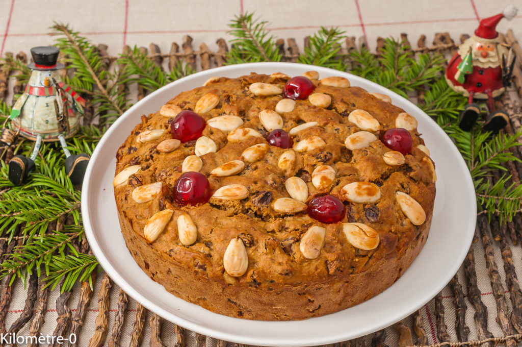 Photo de recette italienne, Noël, régionale, cuisine de Noël, dessert, gâteau, lo, zelten, trentino, gâteau italien, Noël, fruits secs, fruits confits, amandes, figues, raisins secs, oranges confites, facile, traditionnel, bio de , de Kilomètre-0, blog de cuisine réalisée à partir de produits de saison et issus de circuits courts