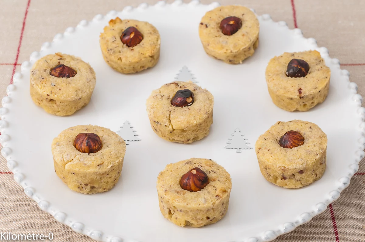 Photo de recette de noisetins, biscuits, petits gâteaux, bouchées, bredele, Alsace, Noël, noisettes, facile, rapide, bio deKilomètre-0, blog de cuisine réalisée à partir de produits de saison et issus de circuits courts