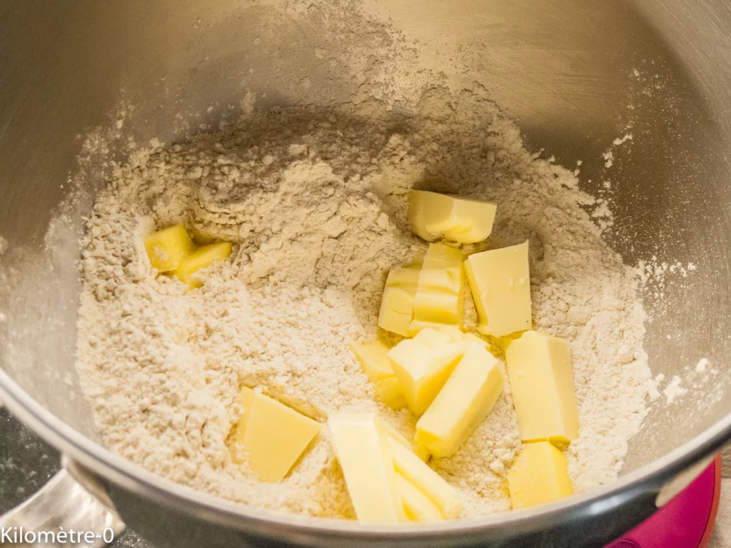 Saratele, bâtonnets croquants fêta cumin (Roumanie) - Étape 2