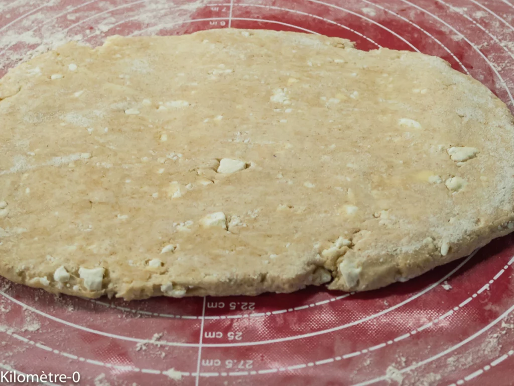 Saratele, bâtonnets croquants fêta cumin (Roumanie) - Étape 6