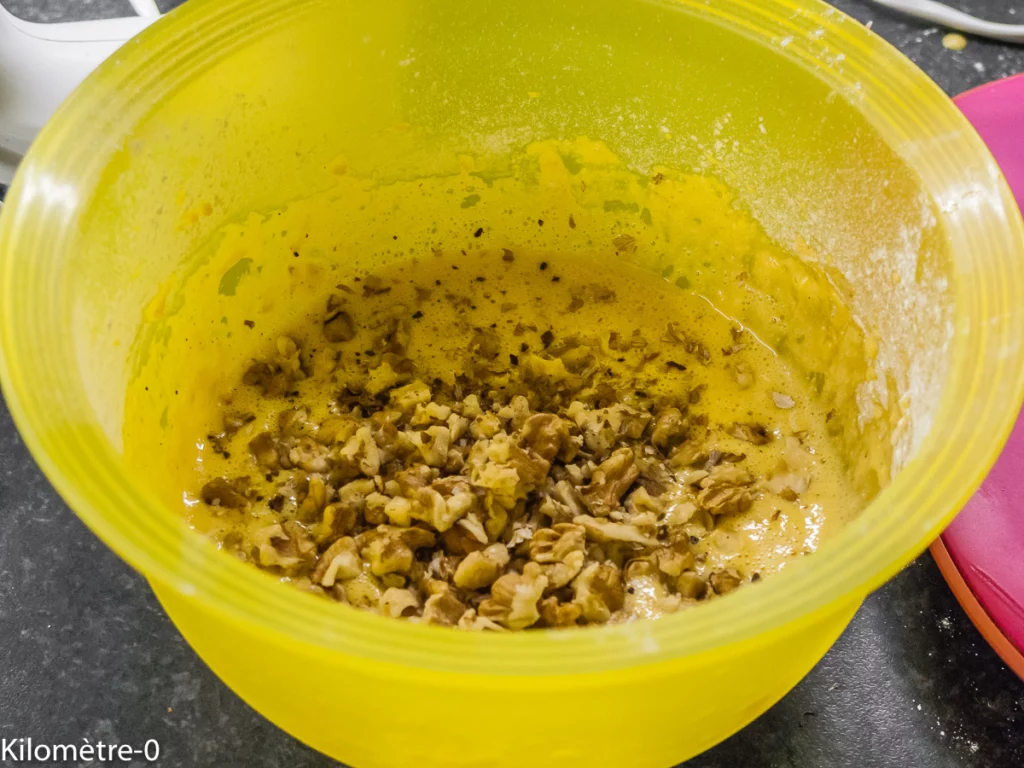 Moelleux au roquefort et aux noix - Étape 4