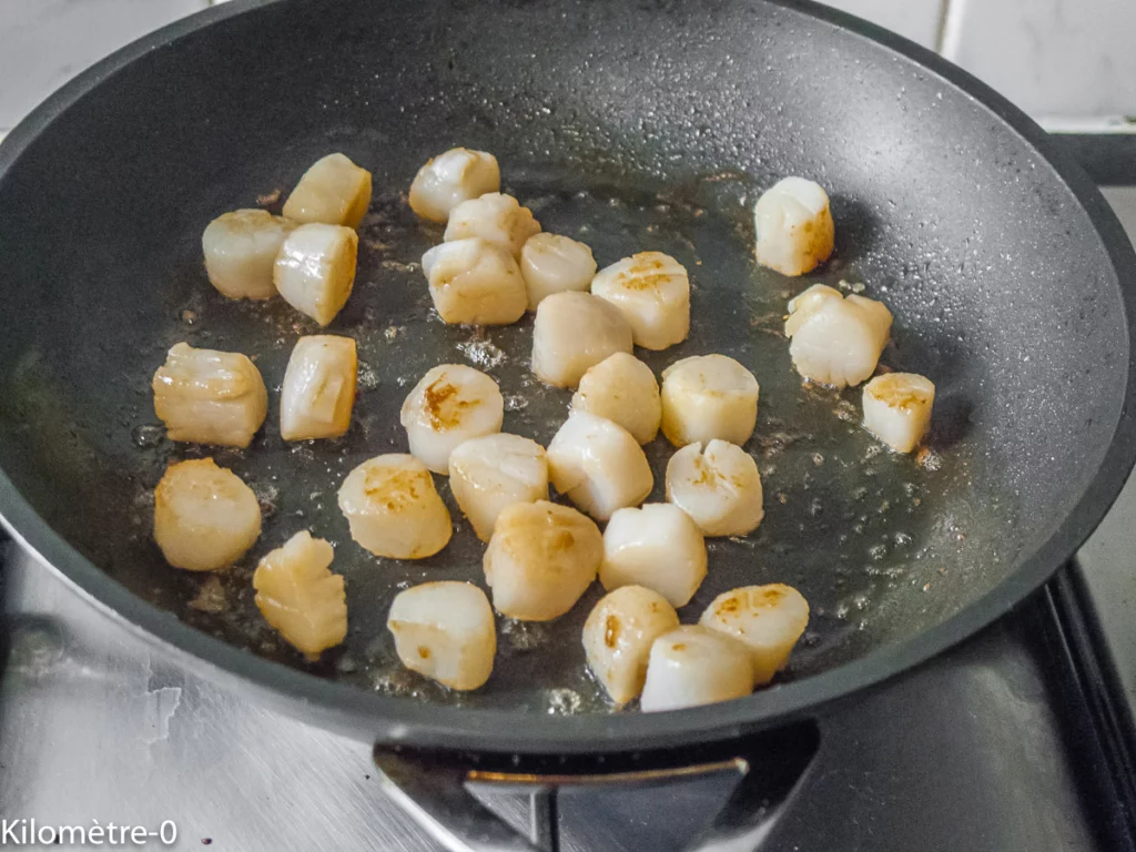 Salade de cresson, noix de pétoncles et grenade - Étape 3