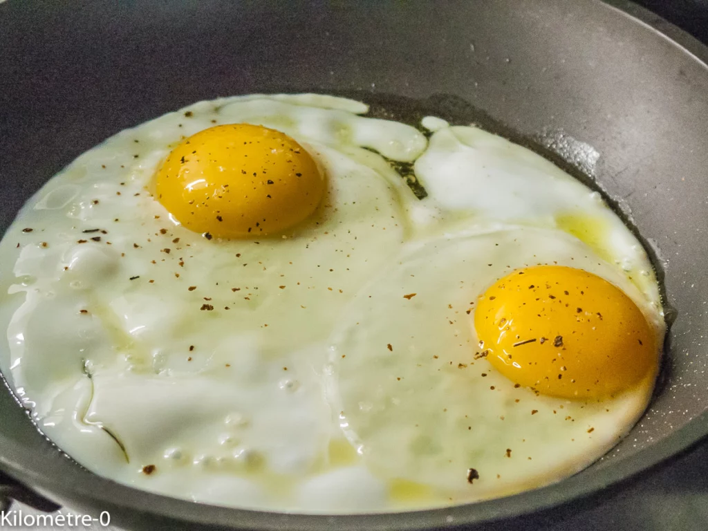Paillassons de patates douces aux œufs sur le plat - Étape 5