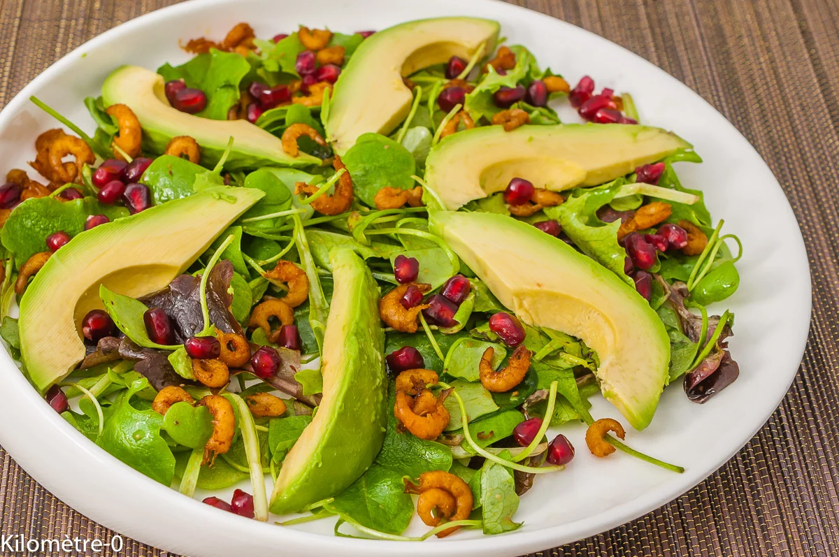 Photo de recette, anti inflammatoire, avocat, grenade, crevettes, légumes, automne, hiver, bio, facile, rapoide, curcuma, de Kilomètre-0, blog de cuisine réalisée à partir de produits de saison et issus de circuits courts