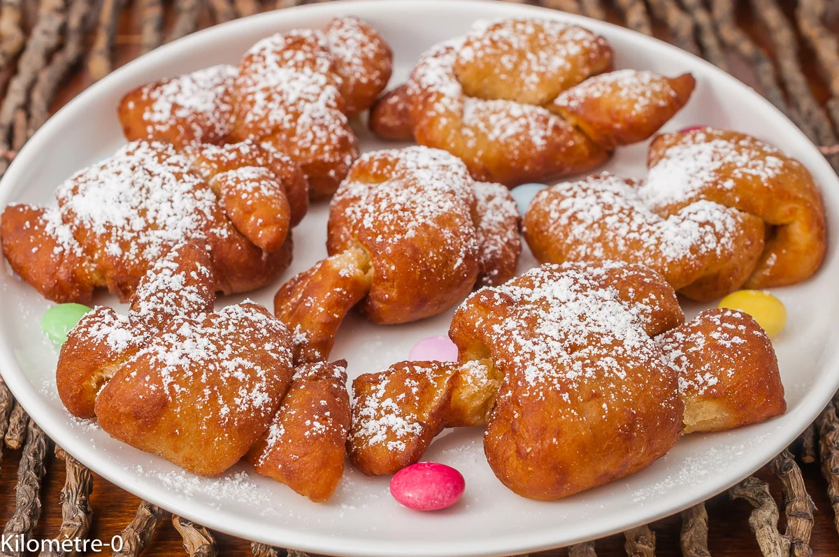 Photo de recette de verwurelter, beignets Luxembourgeois, friture, beignet, dessert, spécialité, mardi gras, Europe, monde, Luxembourg, cuisine luxembourgeoise, Kilomètre-0, blog de cuisine réalisée à partir de produits de saison et issus de circuits courts