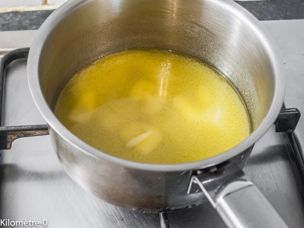 Gâteau moelleux au citron et aux framboises - Étape 4