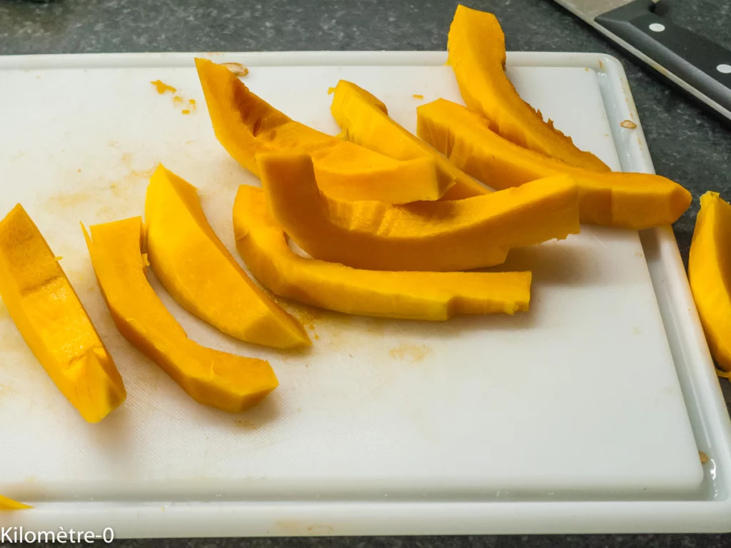 Butternut sur lit d&rsquo;houmous et concassée de noisettes - Étape 3