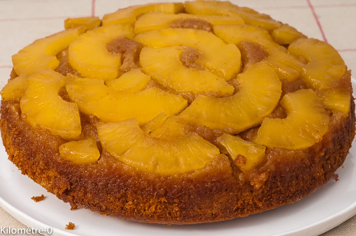 Photo de recette de dessert, brésilien, Brésil, torta de abacaxi , gâteau brésilien, renversé, ananas, caramel, facile, recette du monde, cuisine américaine, Kilomètre-0, blog de cuisine réalisée à partir de produits de saison et issus de circuits courts