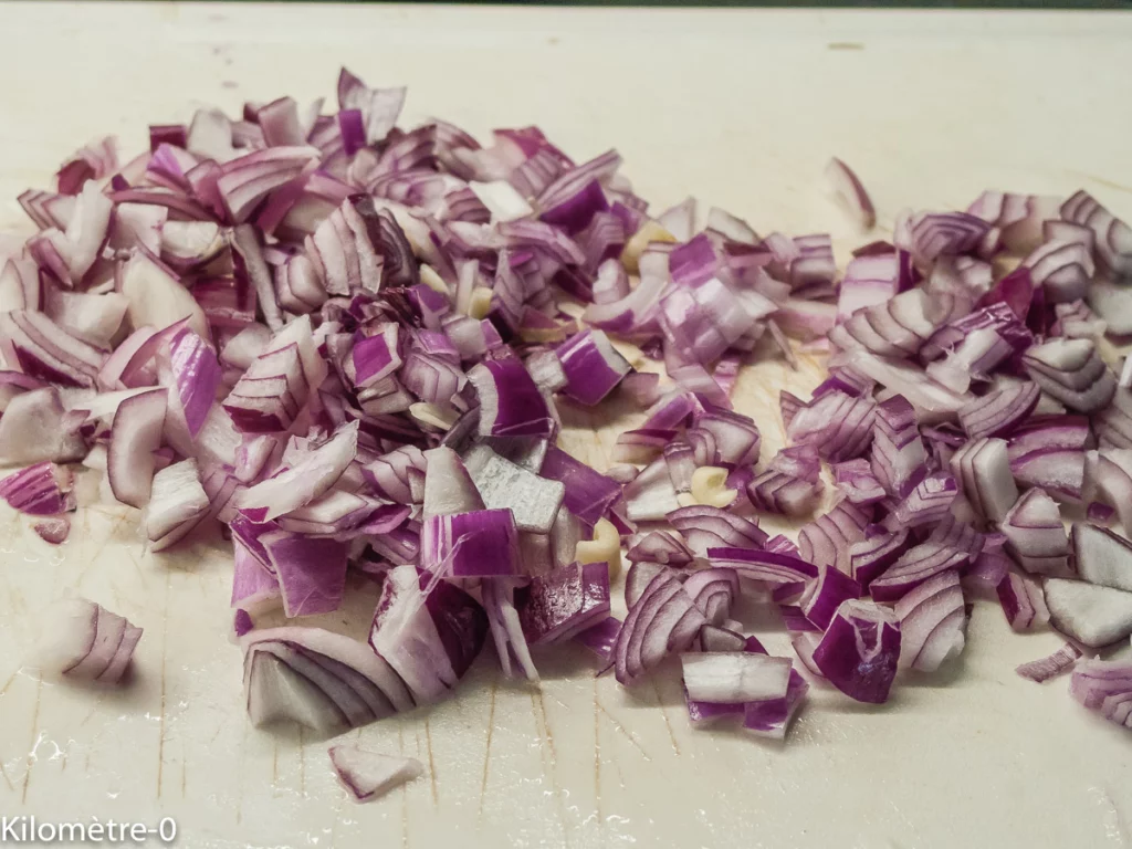 Compotée de porc aux épices, carottes et pruneaux - Étape 1