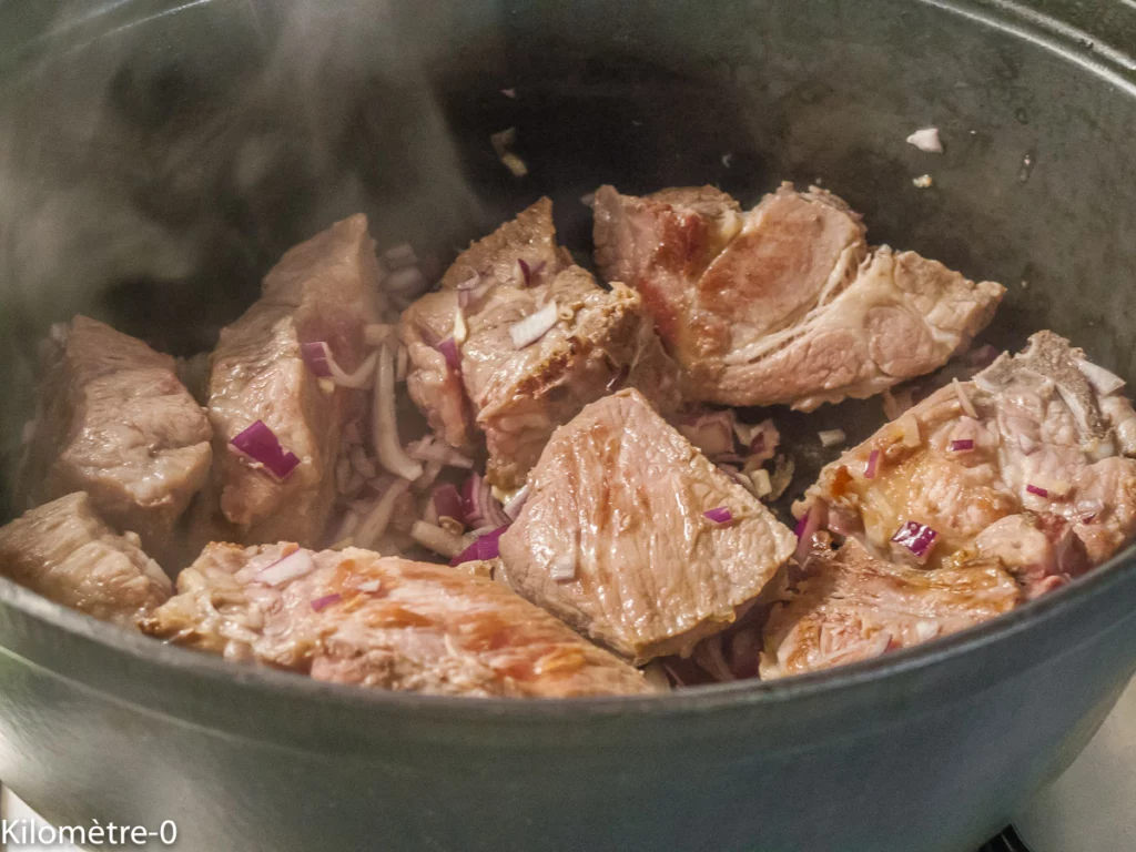 Compotée de porc aux épices, carottes et pruneaux - Étape 3