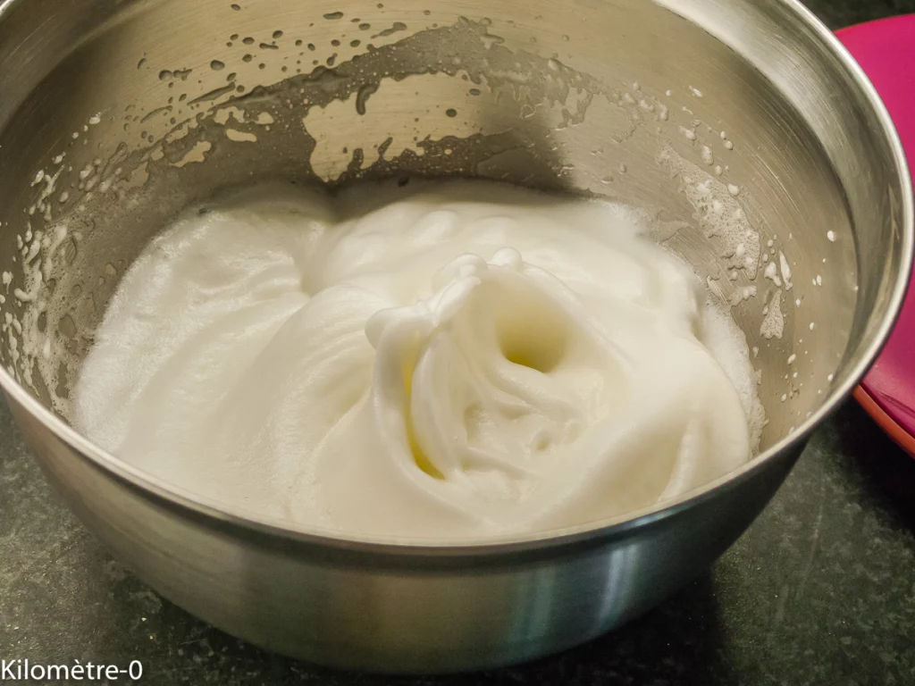 Gâteau aux blancs d&rsquo;oeufs et aux kiwis - Étape 5