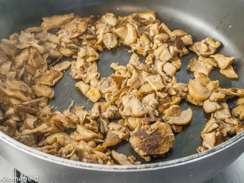 Quiche aux cèpes et petits pois - Étape 1