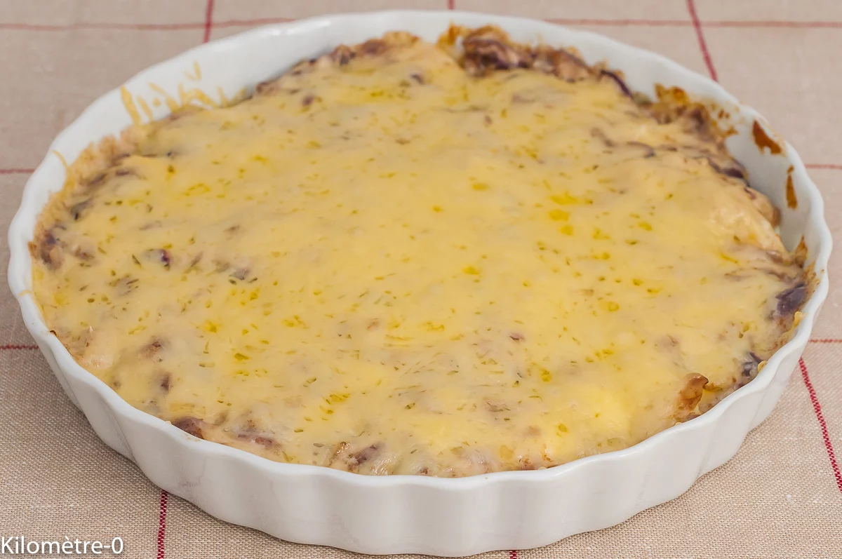 Photo de recette de gratin pascal, plat suisse, oeufs, oeuf dur, béchamel, fromage, Pâques, pascale, végétariene, facile, rapide, protéines, Kilomètre-0, blog de cuisine réalisée à partir de produits de saison et issus de circuits courts