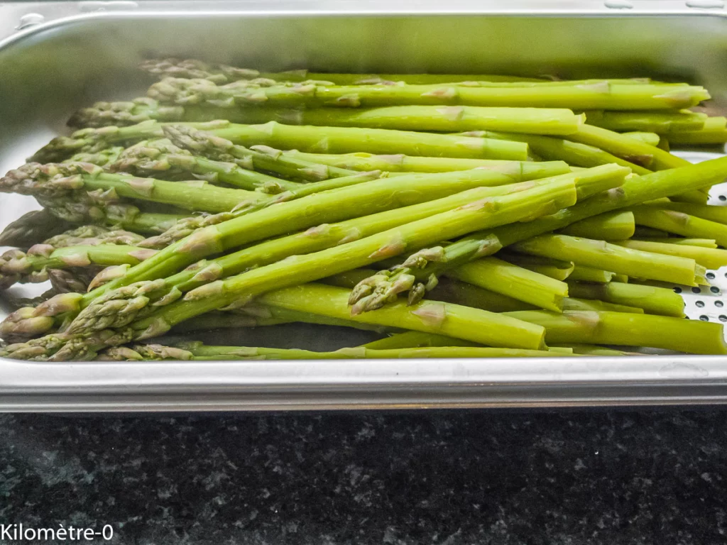 Flans d&rsquo;asperges, œufs et araignée de mer - Étape 3
