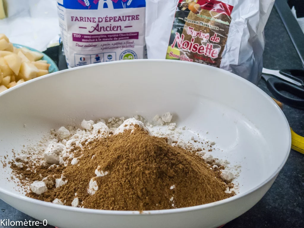 Gâteau du matin noisettes, noix et poires - Étape 3