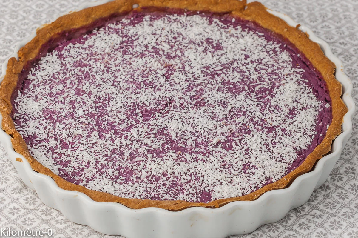 Photo de recette de flan, flan pâtissier, cassis, fruits rouges, facile, oeufs, lait, dessert, gâteau, bio, Kilomètre-0, blog de cuisine réalisée à partir de produits de saison et issus de circuits courts
