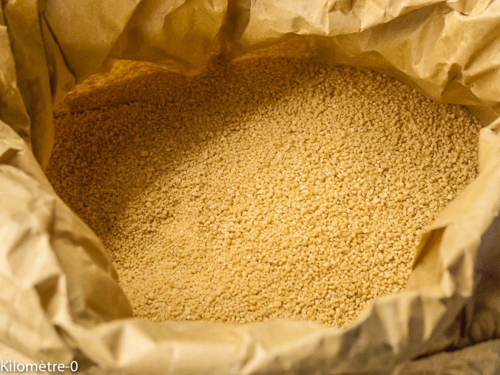 Cuisson de la semoule de blé dur, couscous - Étape 1