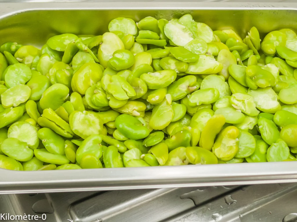 Œufs au chorizo, semoule aux fèves et petits pois - Étape 1