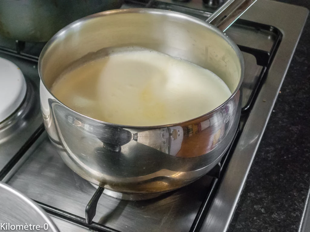 Flan pâtissier sans pâte facile - Étape 1