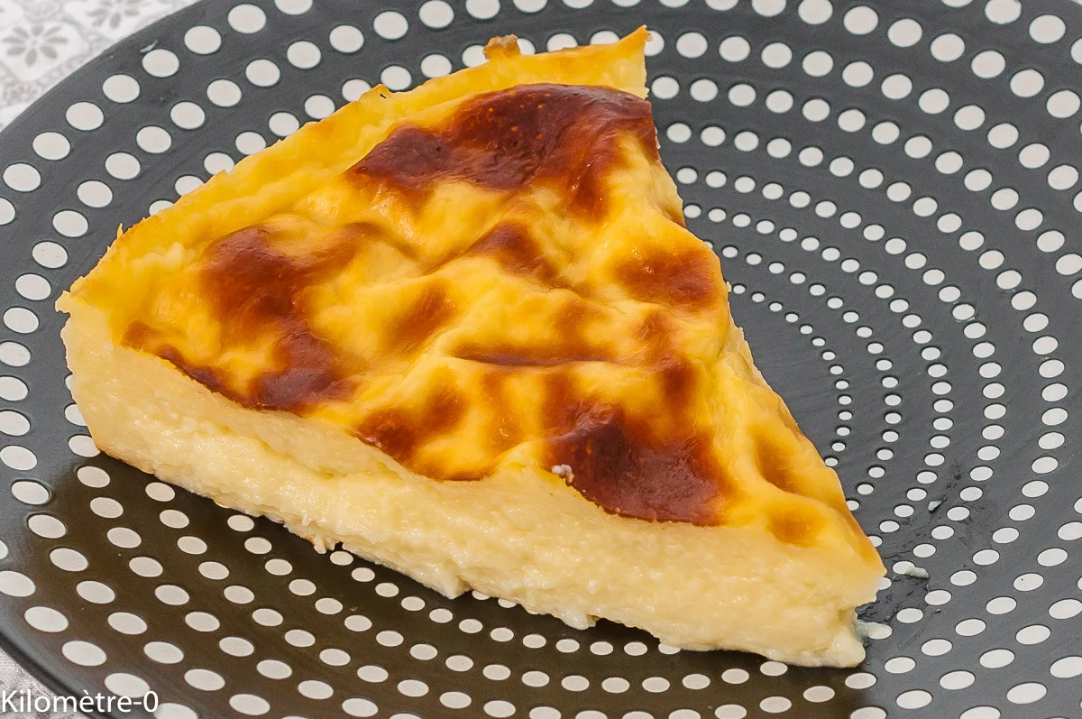Photo de recette de flan sans pâte, flan pâtissier, oeufs, lait, laitage, facile, four, bio, économique, facile, gâteau, dessert, Kilomètre-0, blog de cuisine réalisée à partir de produits de saison et issus de circuits courts