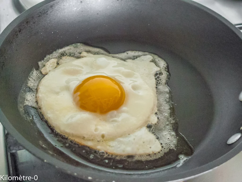 Œufs au chorizo, semoule aux fèves et petits pois - Étape 10