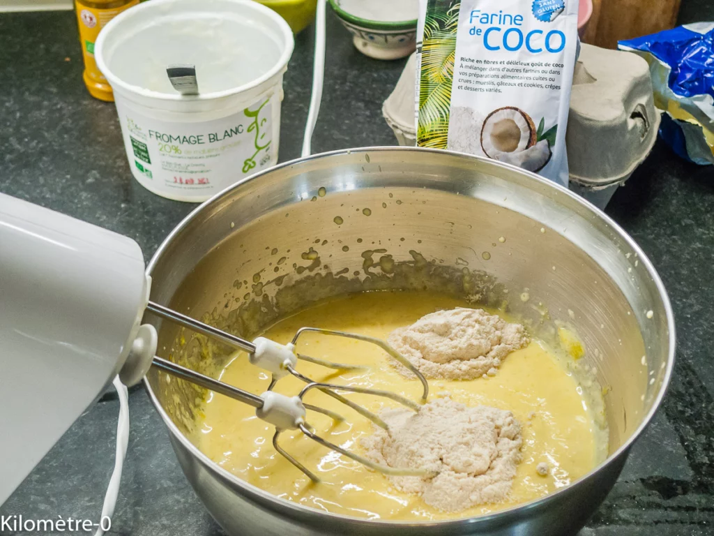 Gâteau au fromage blanc et aux griottes - Étape 2