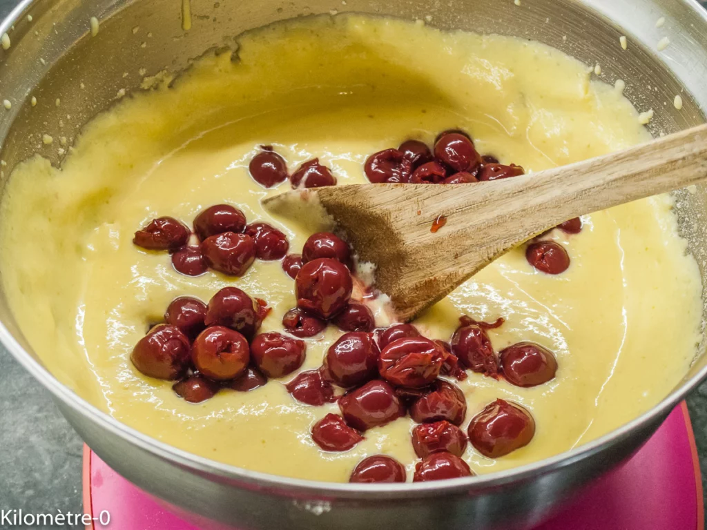 Gâteau au fromage blanc et aux griottes - Étape 3