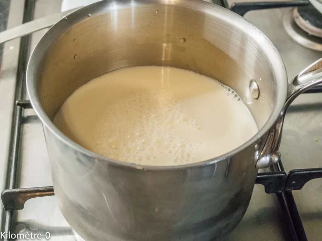 Flan pâtissier coco griottes - Étape 1